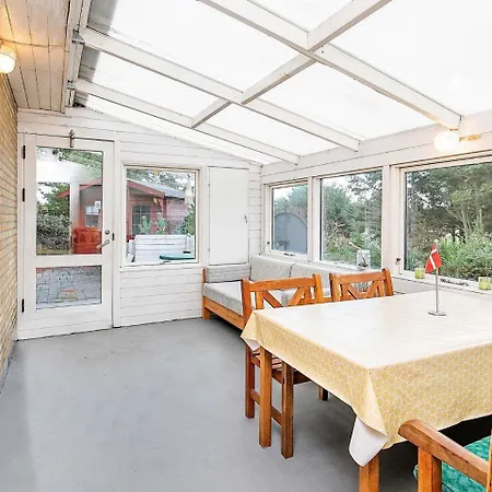 6 Person Holiday In Oksb L بيت للعطل