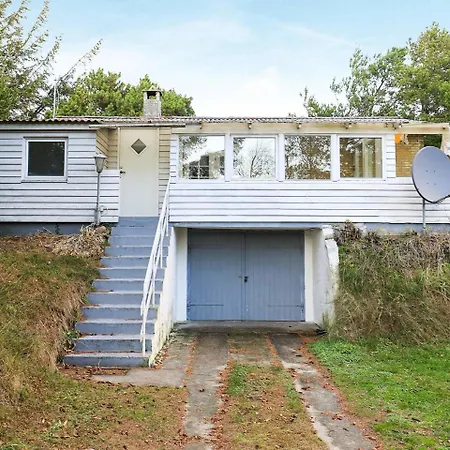 6 Person Holiday In Oksb L