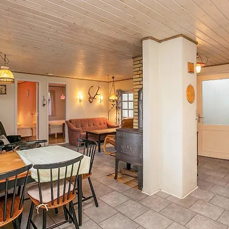 6 Person Holiday In Oksb L بيت للعطل
